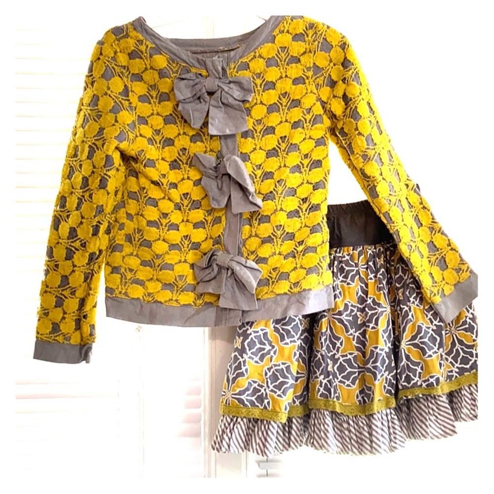 Persnickety Skirt/Shirt Set.